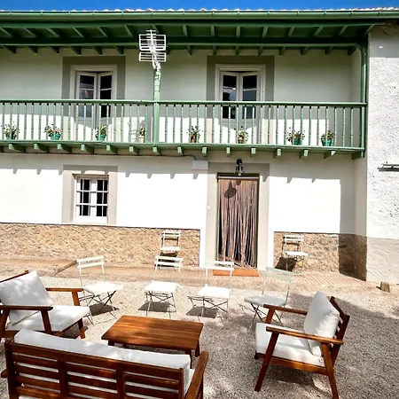 Casona A 1km De La Playa De Gerra Casa de Férias