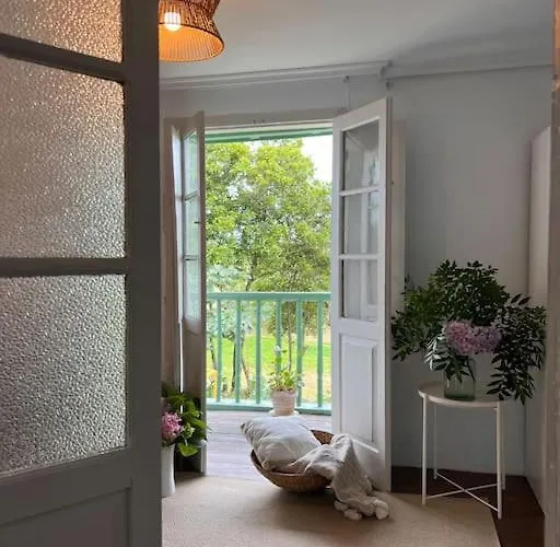 Casona Tipica Cantabra Cerca De La Playa De Gerra La Revilla (San Vicente de la Barquera)