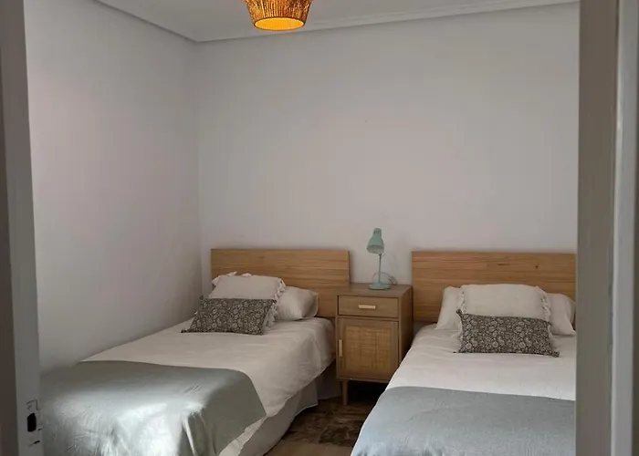 Casona Tipica Cantabra Cerca De La Playa De Gerra La Revilla (San Vicente de la Barquera)